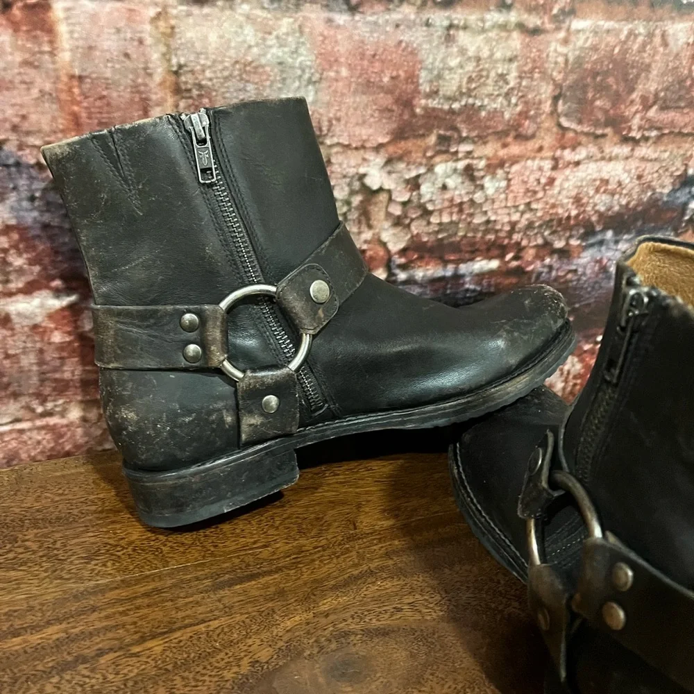 💠 NEW Frye HARNESS distress Antique look SIZE 7 boots - Picture 7 of 8